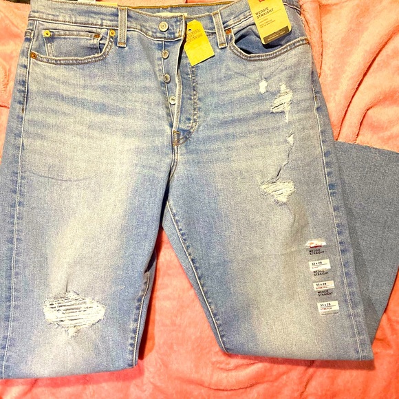 Women’s Levi Jeans Button Fly - Picture 3 of 8